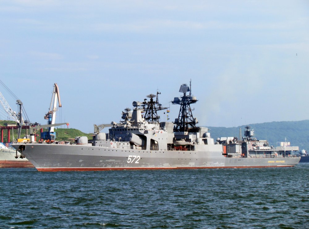 Admiral Vinogradov DDG-572