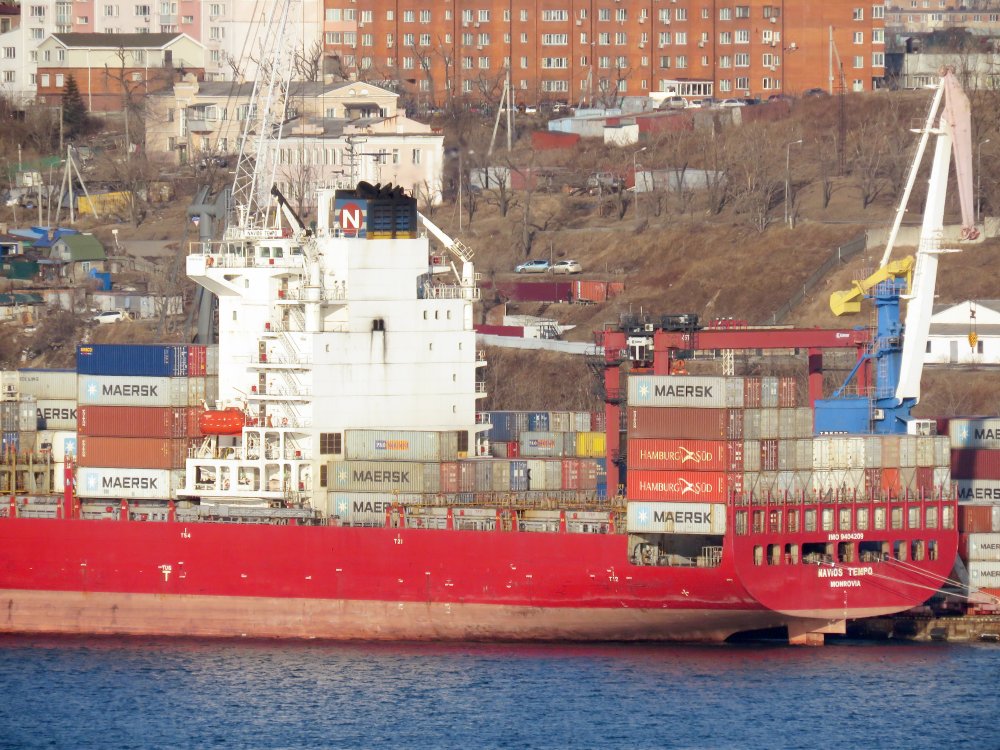 Navios Tempo