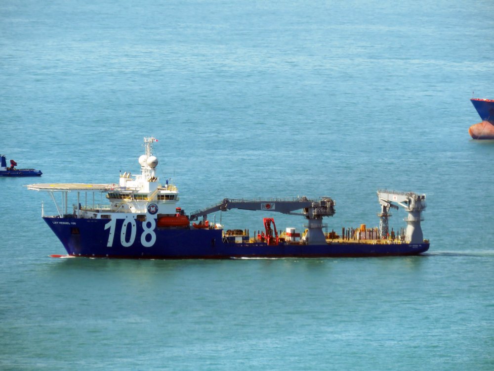 Lay Vessel 108